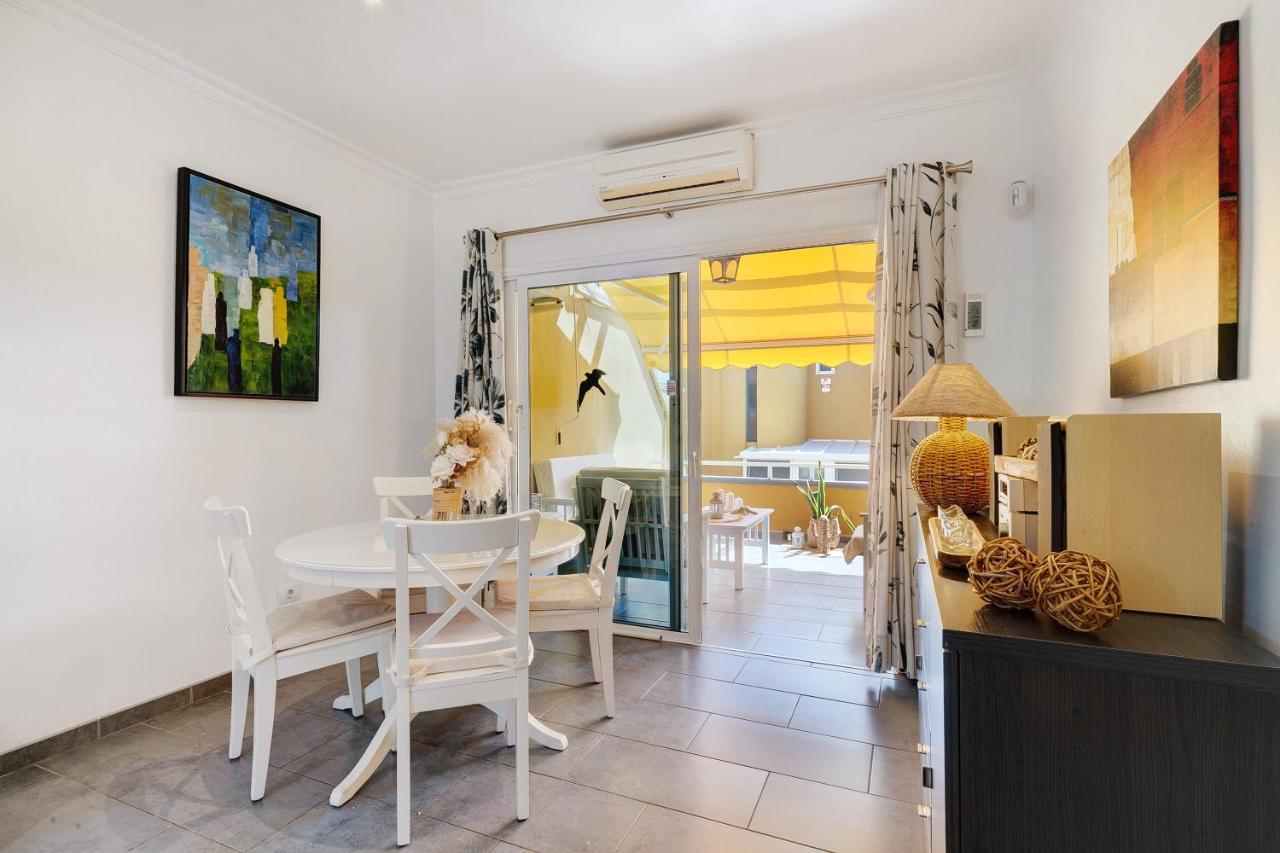 Moderno Triplex Sonneland Apartment *