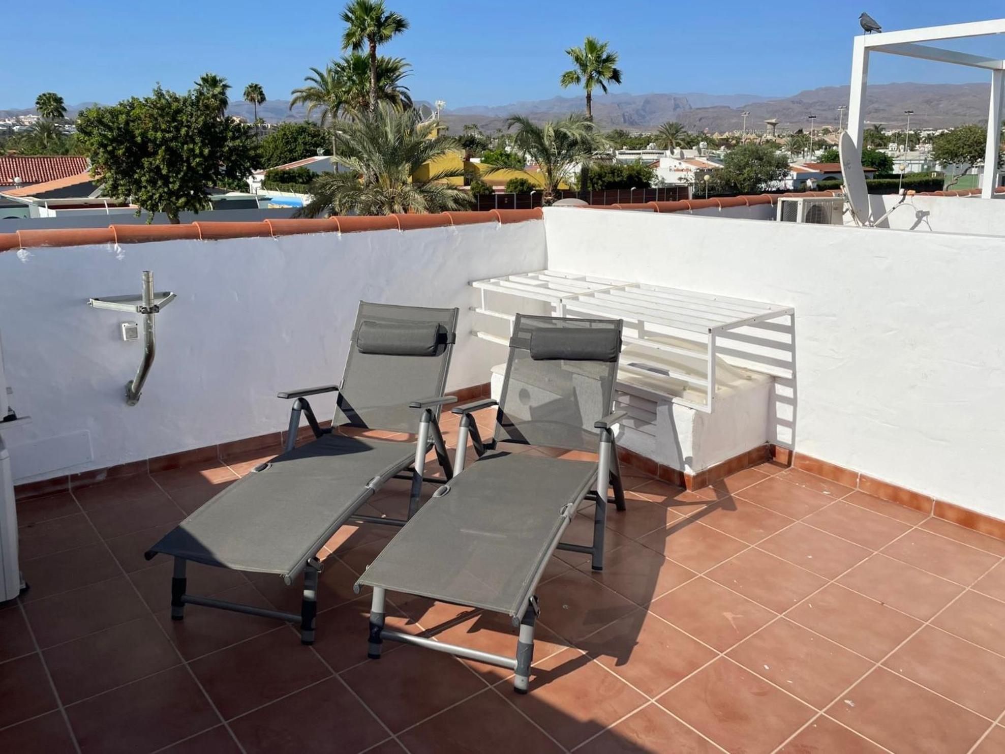 Cecilia, Maspalomas