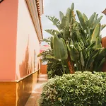 Villa Morada Sonneland con piscina privada climatizada