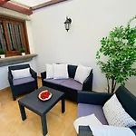 Parque Golf 16 By Sunhousescanarias