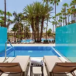 Riu Palace Oasis