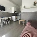 Bungalow Enfrente Piscina En Maspalomas