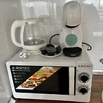 Top Floor Sea View Central Holiday Home