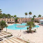 Villetta Green Oasis Club