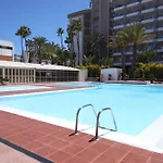 Tropical Views - Paya Del Ingles