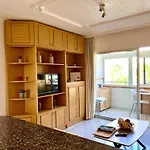 Beautiful 2-Bed Apartment In Maspalomas Near Yumbo
