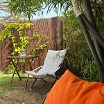Buzzstays: 1-Bed Bungalow, Garden, Near Yumbo & Beach