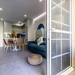 Strahouse Stilish House
