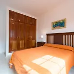 Villa Cosmos Chalet Con Gran Piscina Y Jardin Privado