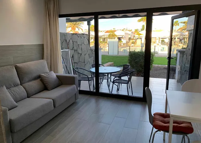 Bungalow Enfrente Piscina En Maspalomas