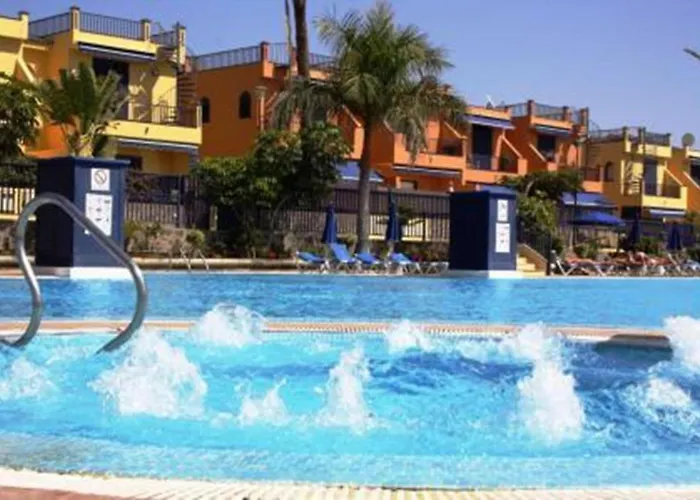Beach And Golf 4 Bedroom Holiday Home