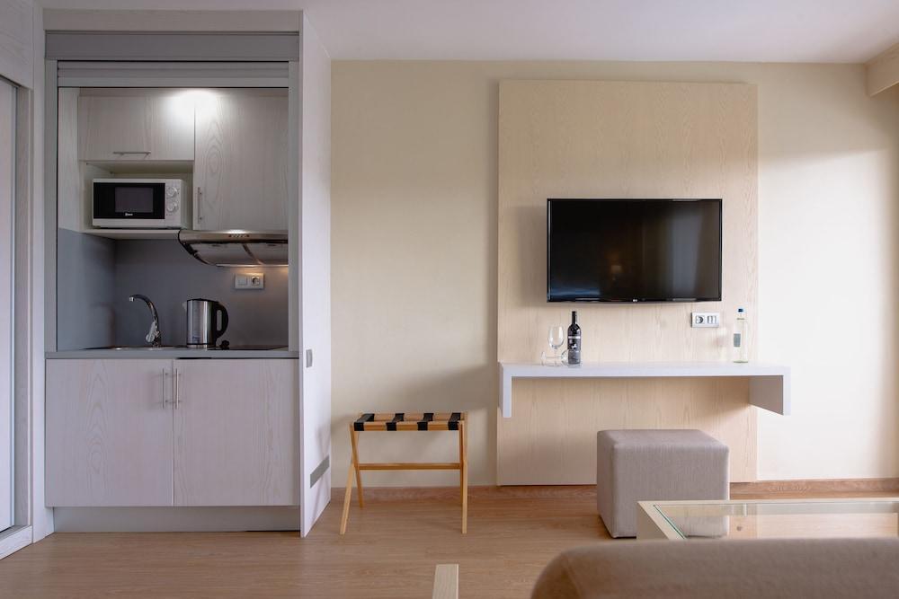 Hl Nardos - Only Adults Hotel