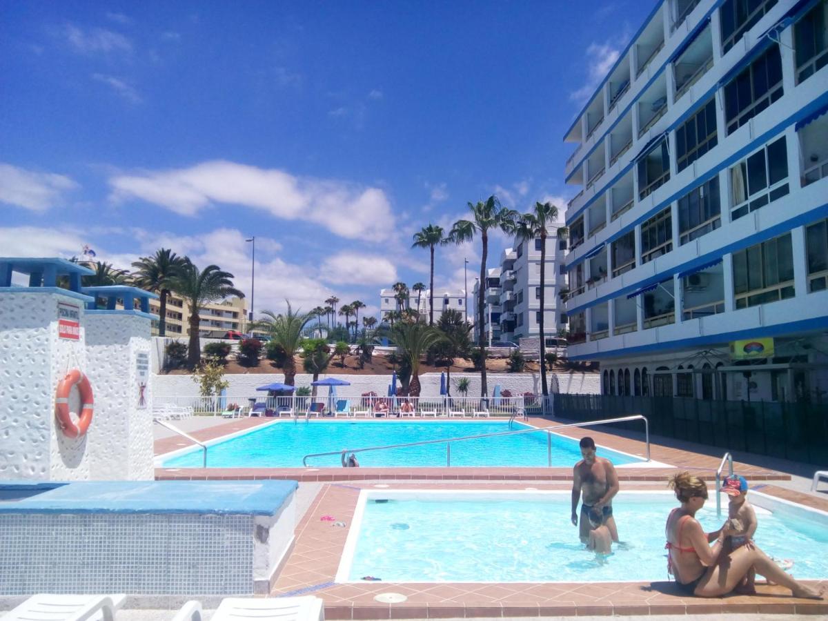 5 Min Walk From Yumbo! 128 Apartment