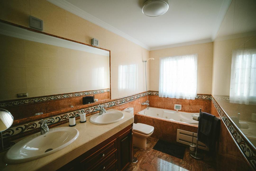Villa Morada Sonneland Con Piscina Privada Climatizada