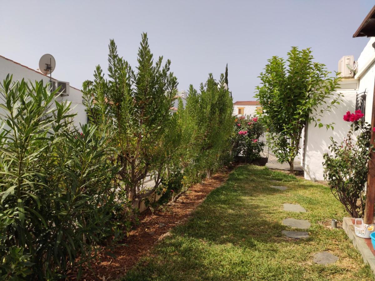 Lovely 2 Bedroom With Parking Holiday home