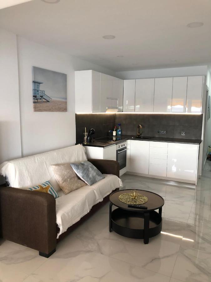 Exclusives 10 Meters To Ocean Apartment