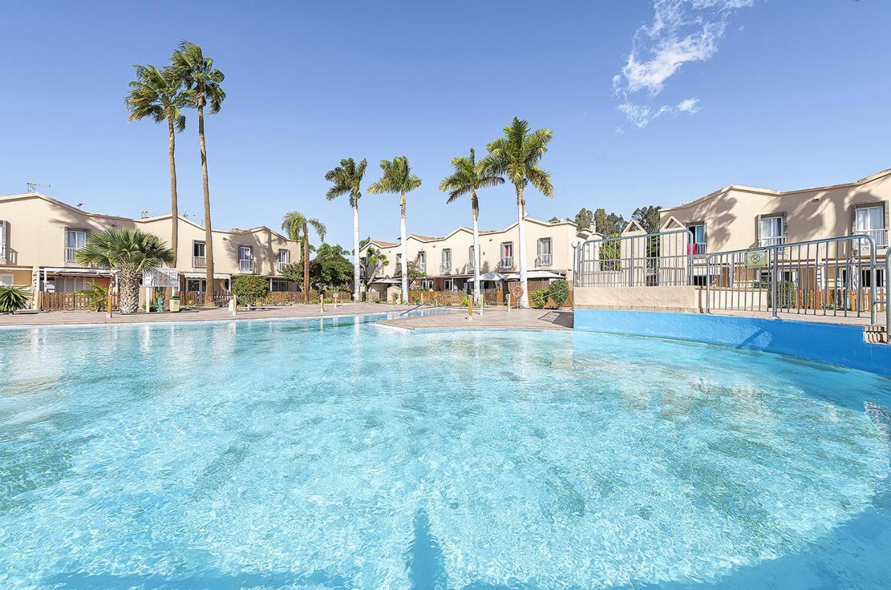 Oasis Club Holiday park *