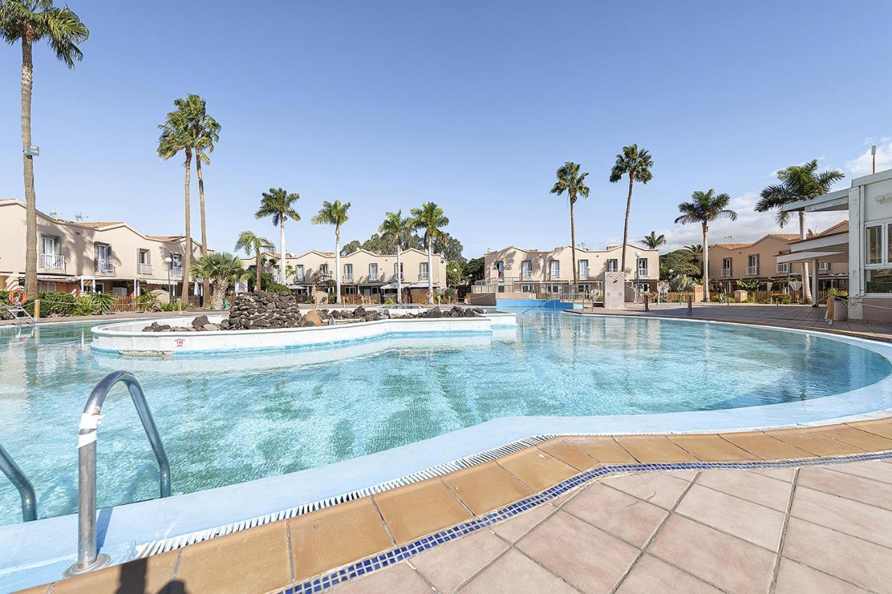 Oasis Club Holiday park *