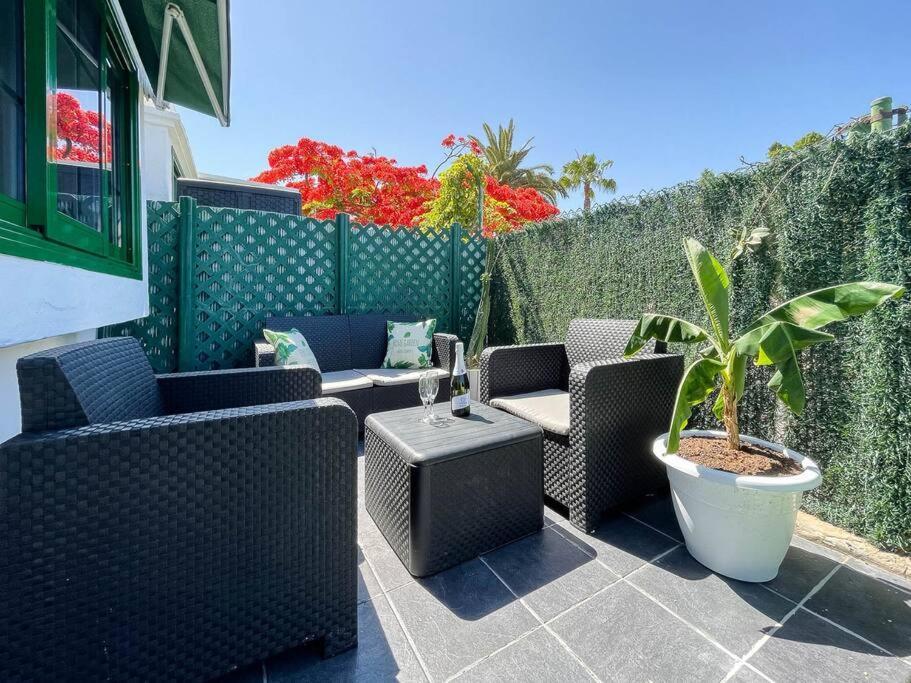 Apartment Cozy & Modern W/private Garden Bbq+wifi