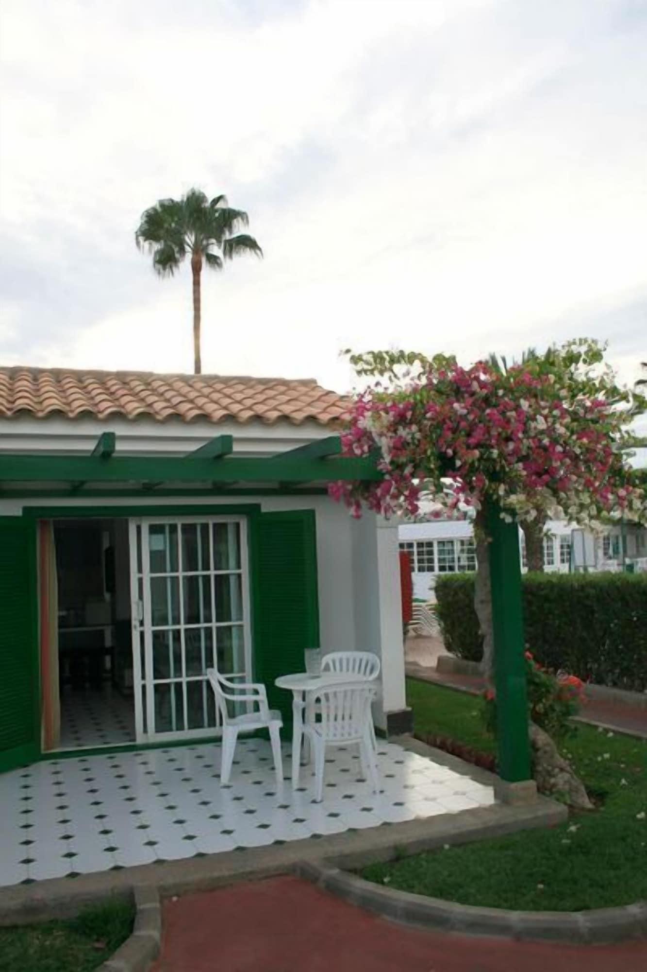 Bungalows Campo De Golf
