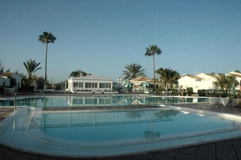 Bungalows Campo De Golf