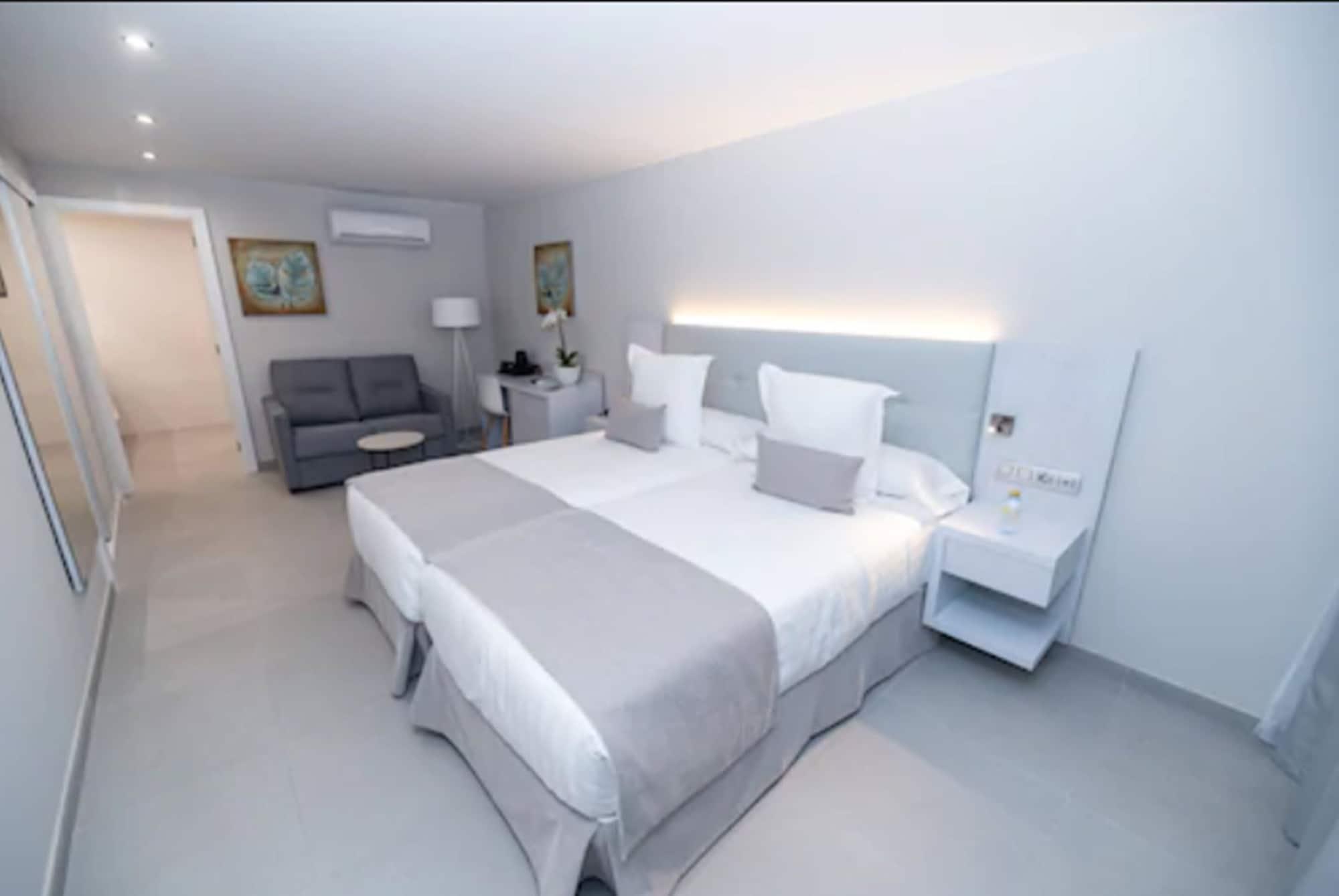 Hotel Sanom Only Adults 4*