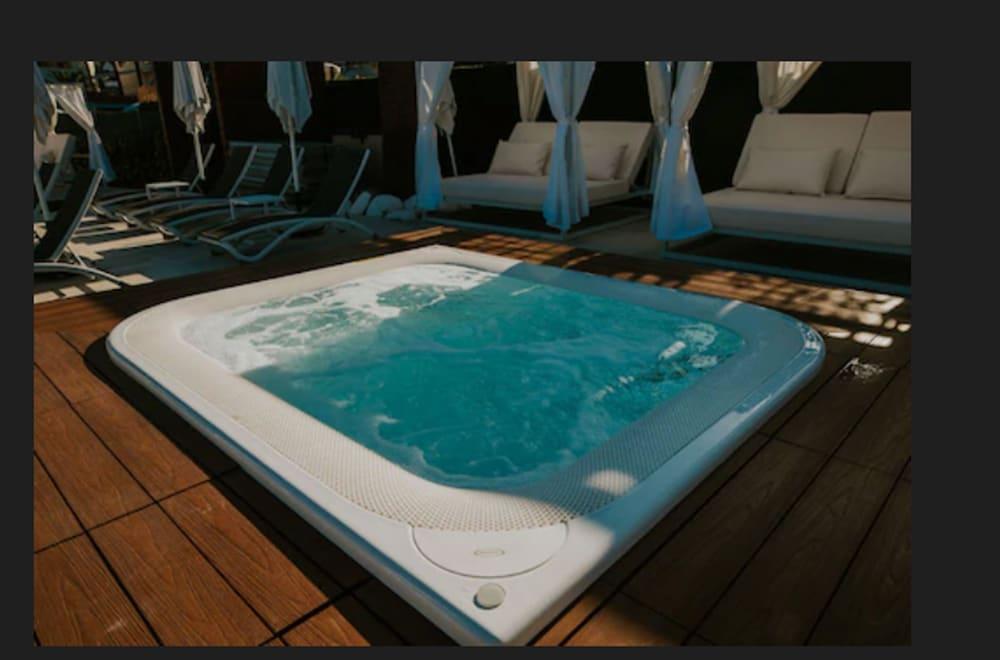 Hotel Sanom Only Adults