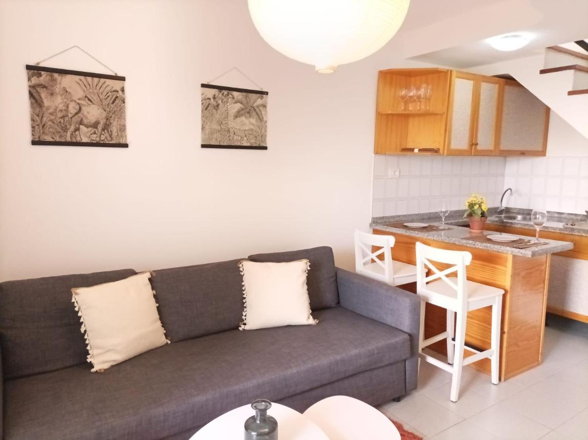 Pool View Bungalow With Terrace Huoneisto