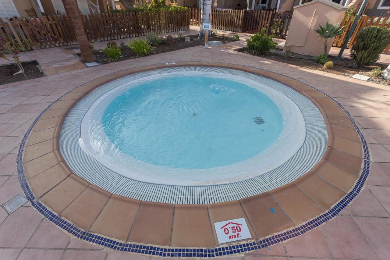 Flatguest - Green Oasis Ferly's Piscina En Reformas *