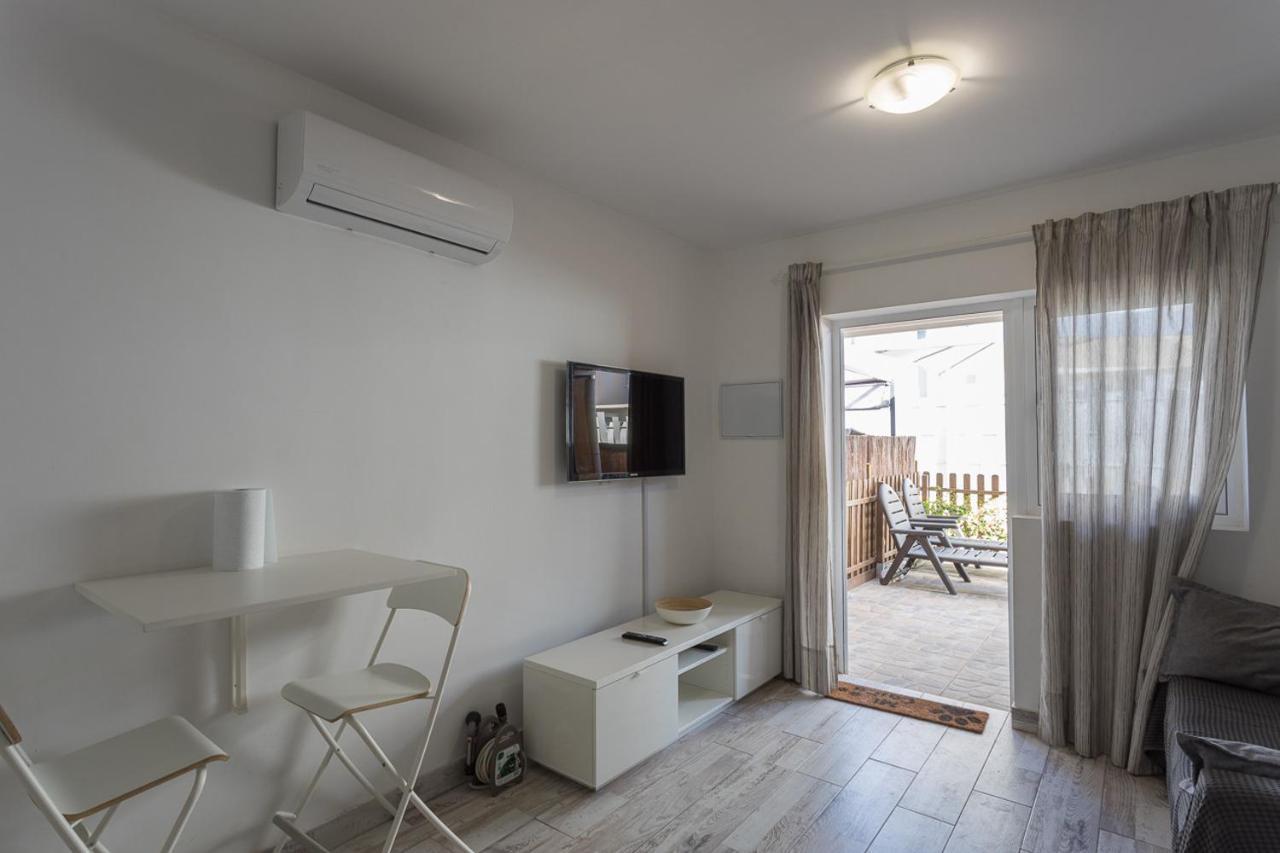 Flatguest - Green Oasis Ferly's Piscina En Reformas Holiday home