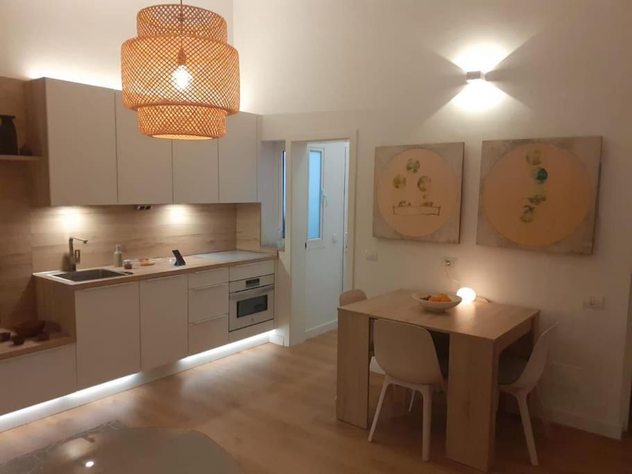 Tropical Con Piscina Y Aire Acondicionado Holiday home