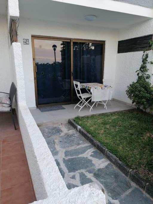 Quiet & Bright With Private Garden