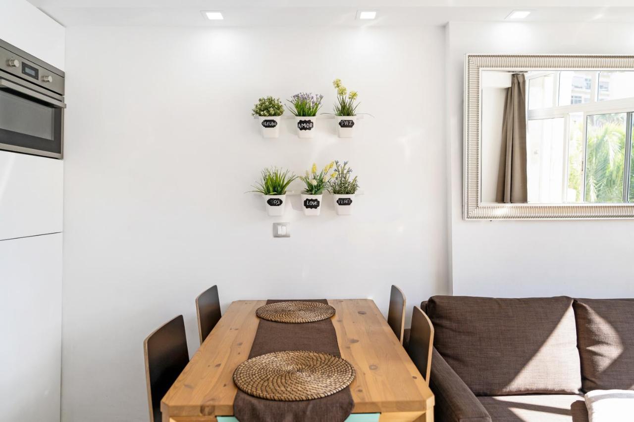 Apartment Molinos 202 *