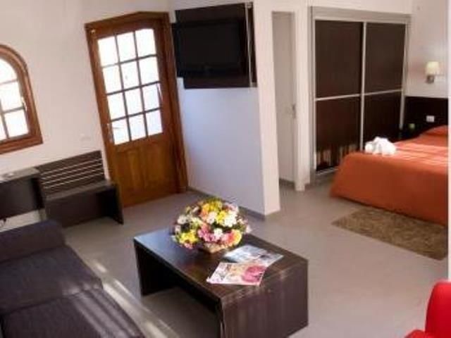 Hotel Eo Jardin Dorado
