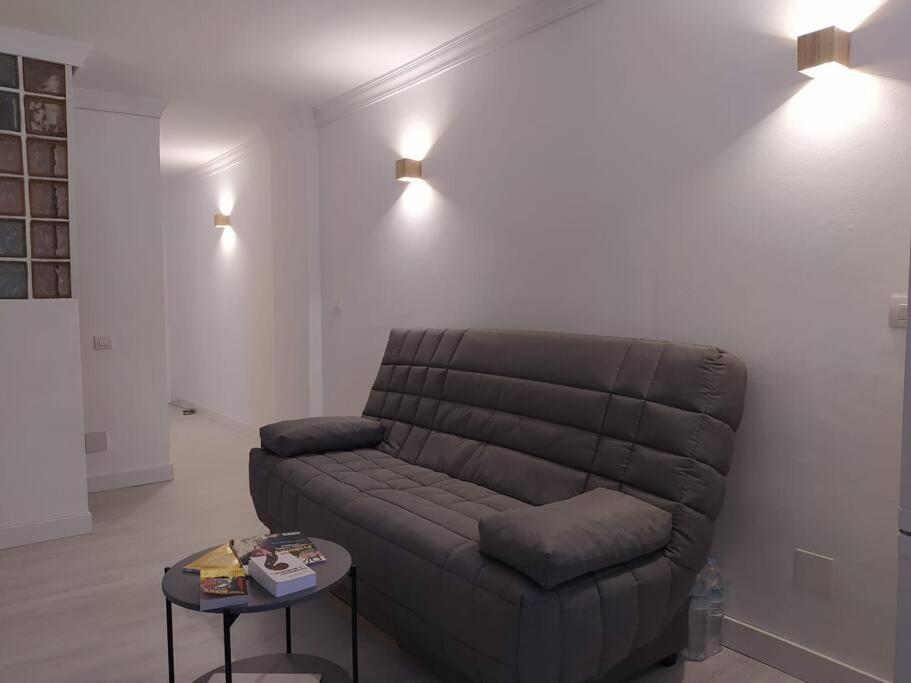 Design Flat In Place Nhere Yumbo Apartment *
