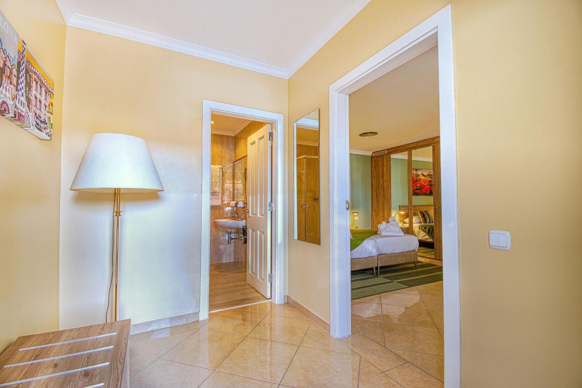 Hotel Casa Leon Royal Retreat