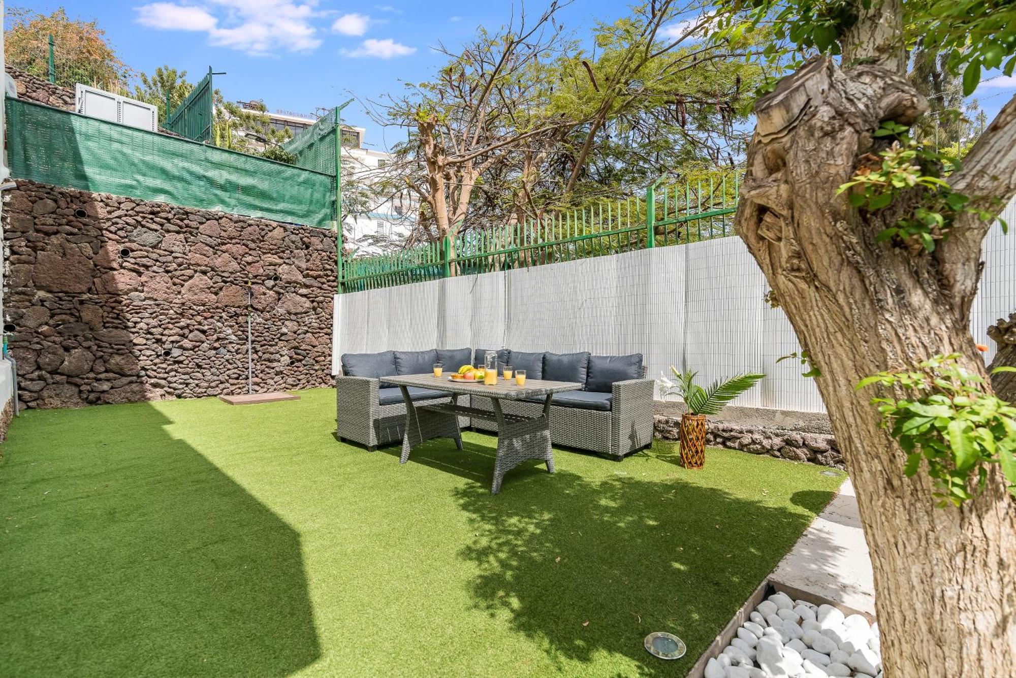Home2book Stylish Terrace & Bbq, Huoneisto Maspalomas (Gran Canaria)