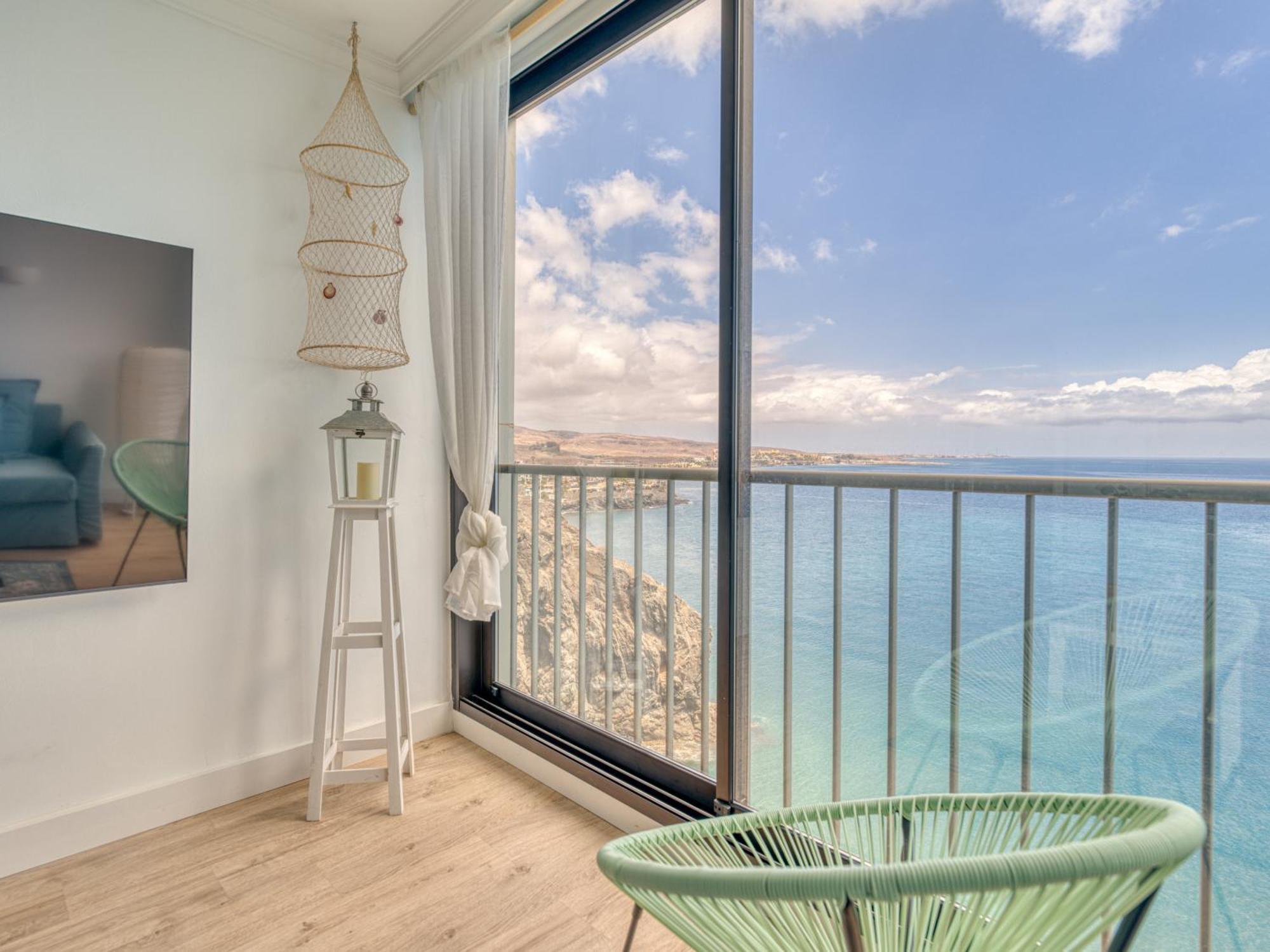 Viewpoint Over The Cliff By Canariasgetaway Сasa de vacaciones