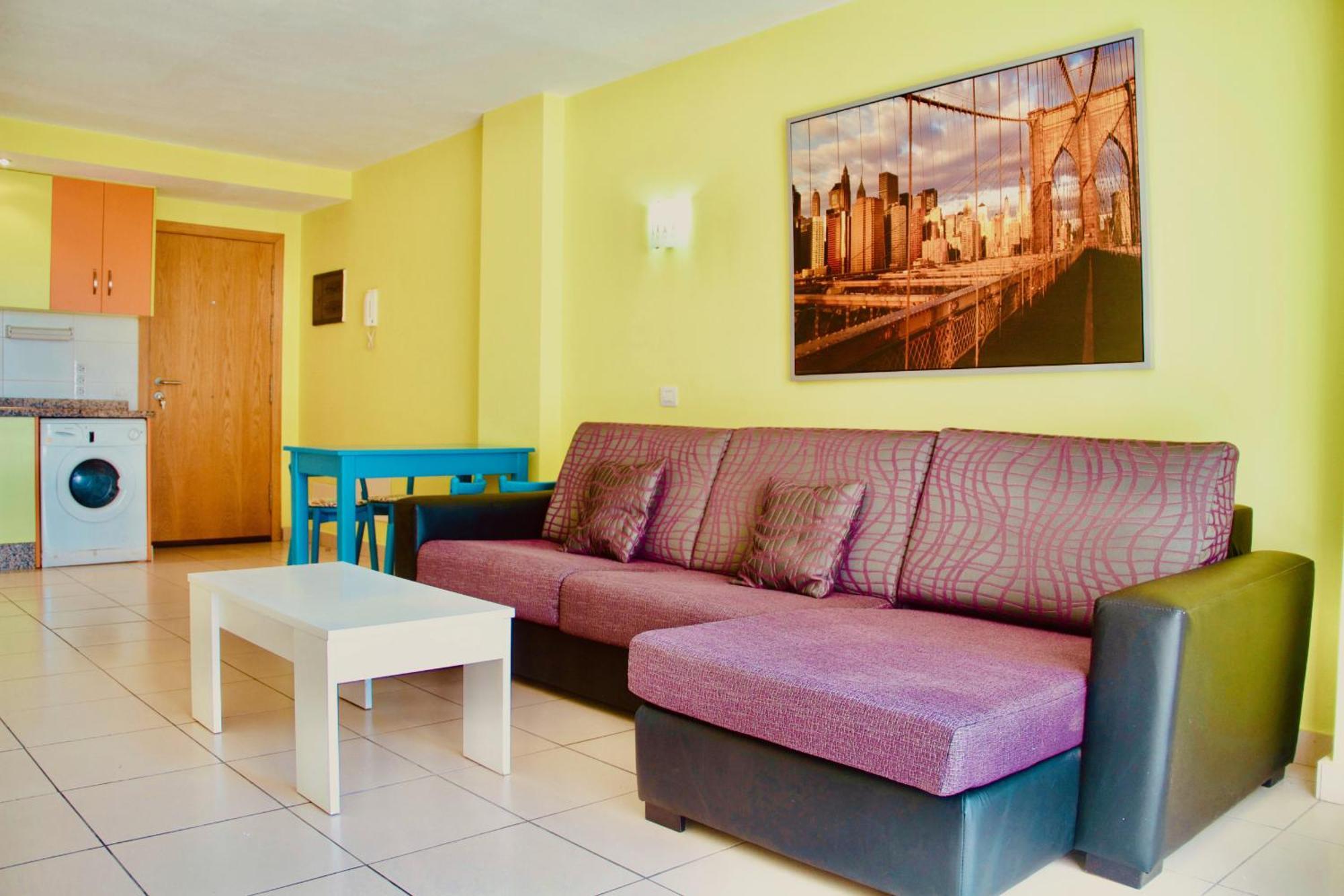 Apartamento Crisp Modern House