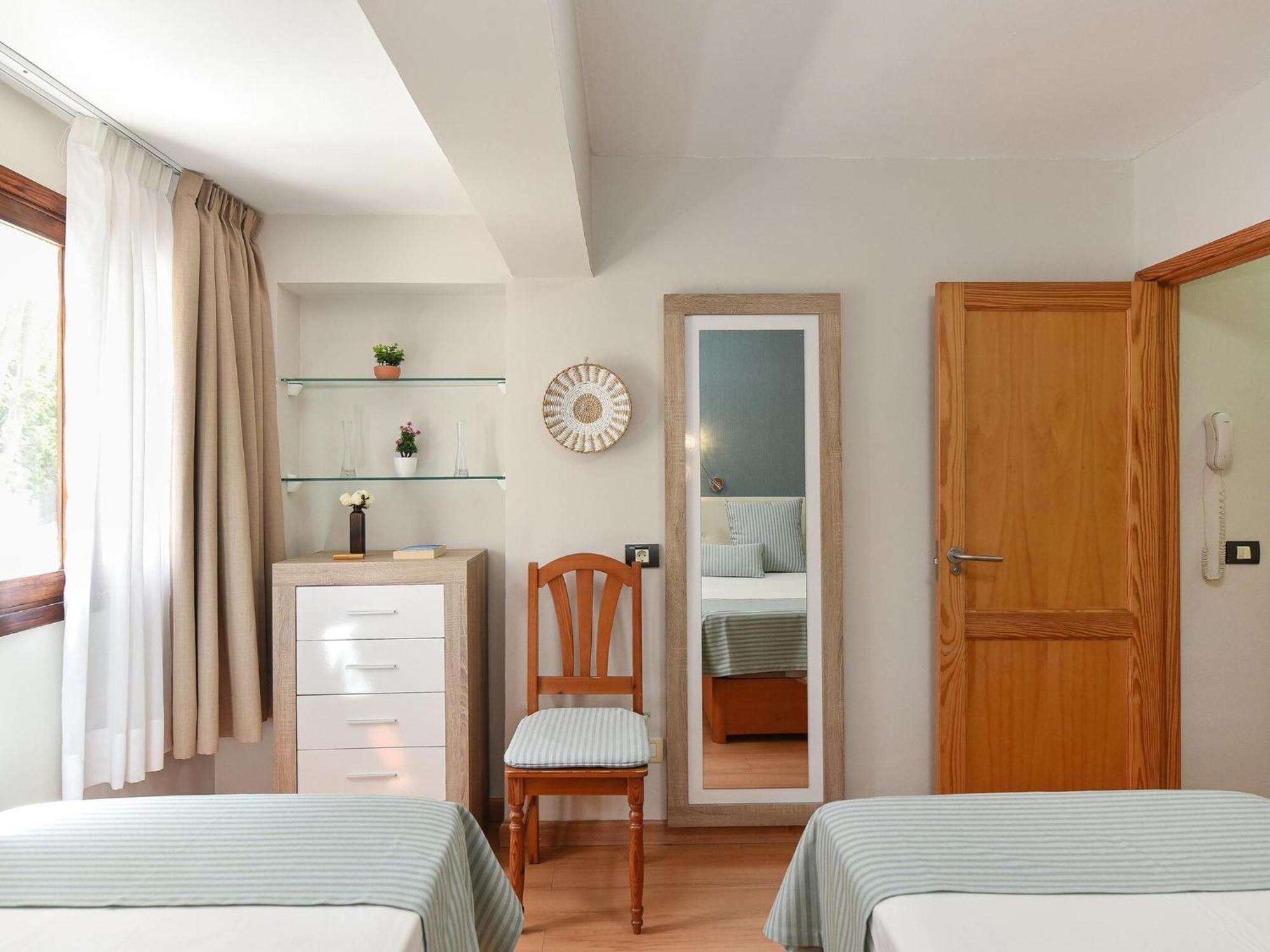 Central Bungalow With Communal Pool In Maspalomas Maspalomas (Gran Canaria)
