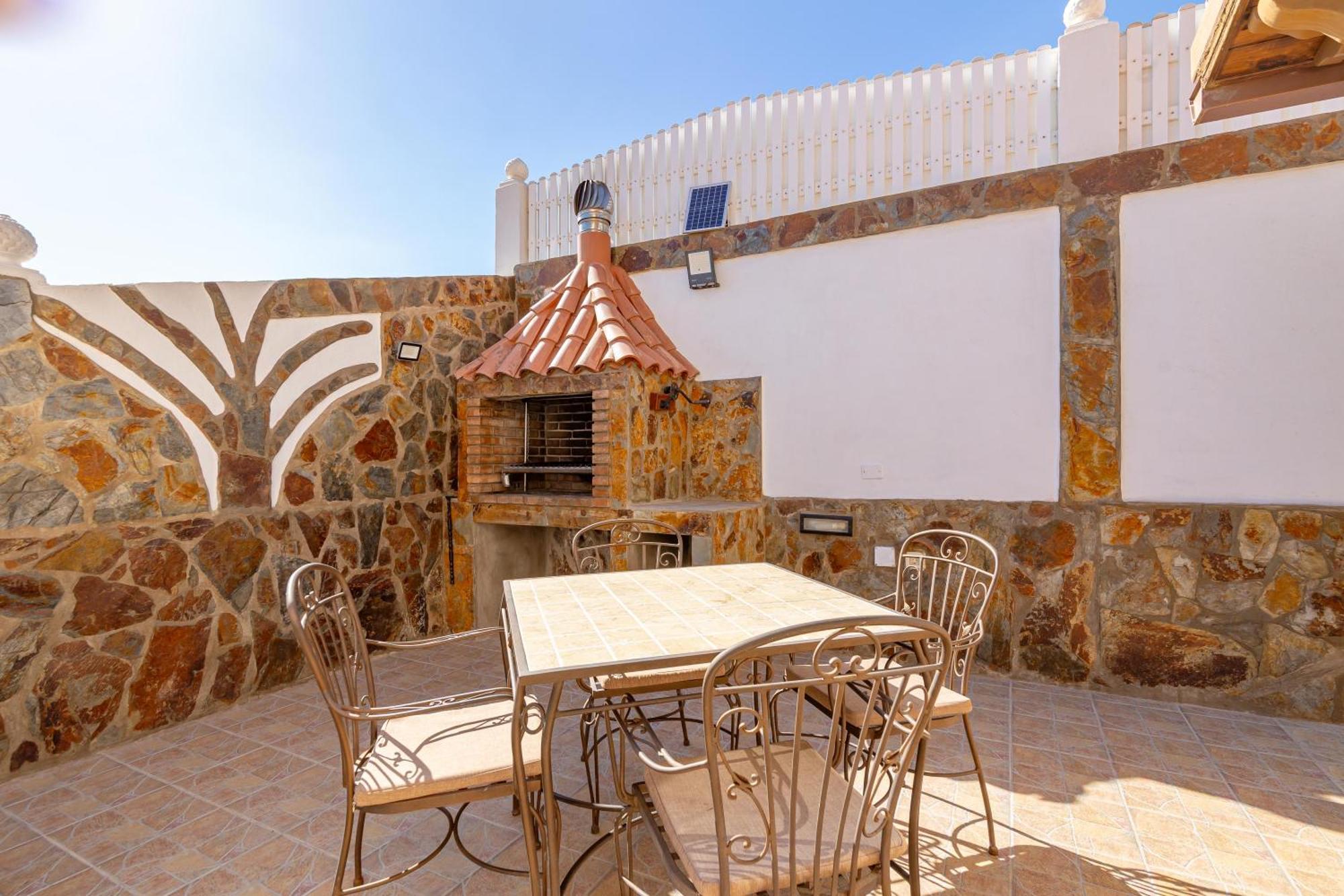 Canarian Holiday - Meloneras Hill Private Villa