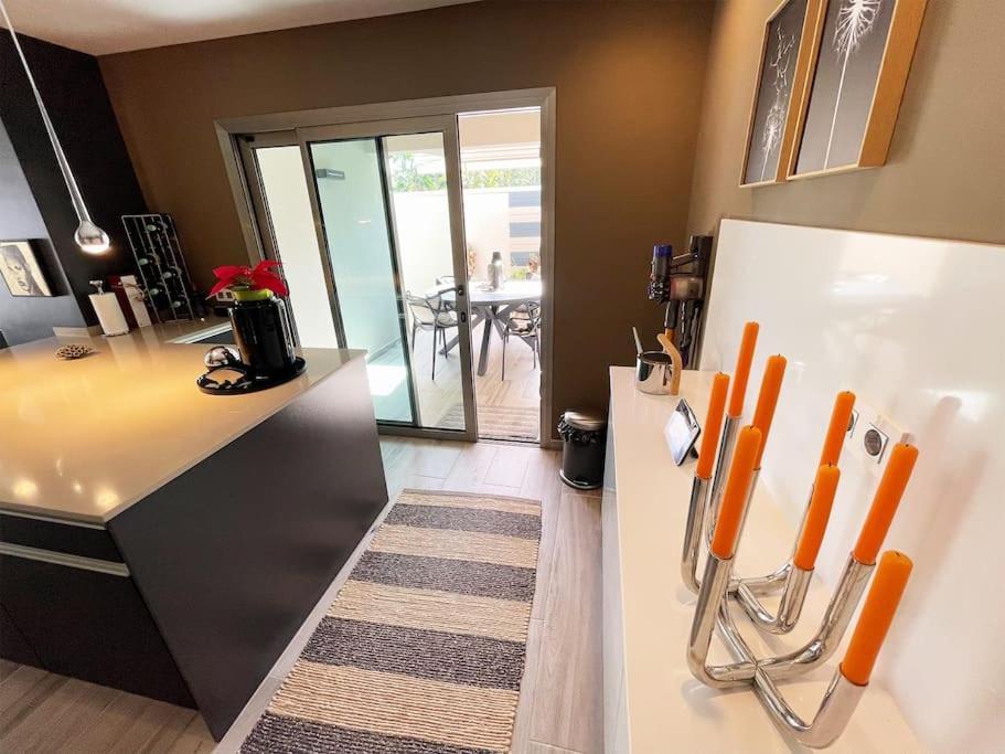 Loma-asunnot Luxury Palm Beach Bungalow *