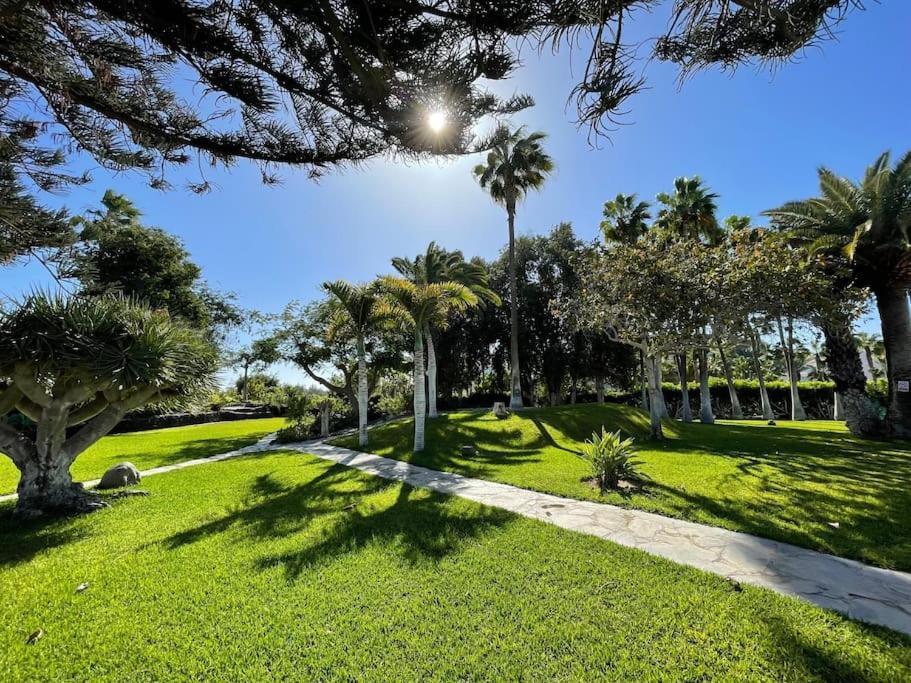 Luxury Palm Beach Bungalow