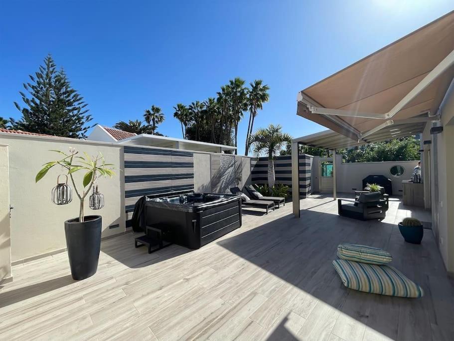 Loma-asunnot Luxury Palm Beach Bungalow *