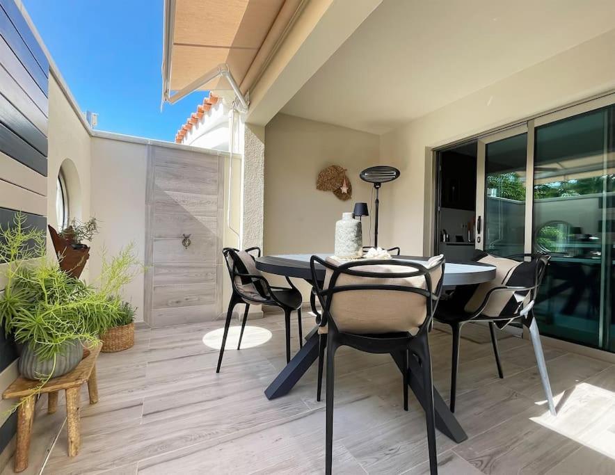 Luxury Palm Beach Bungalow Maspalomas (Gran Canaria)