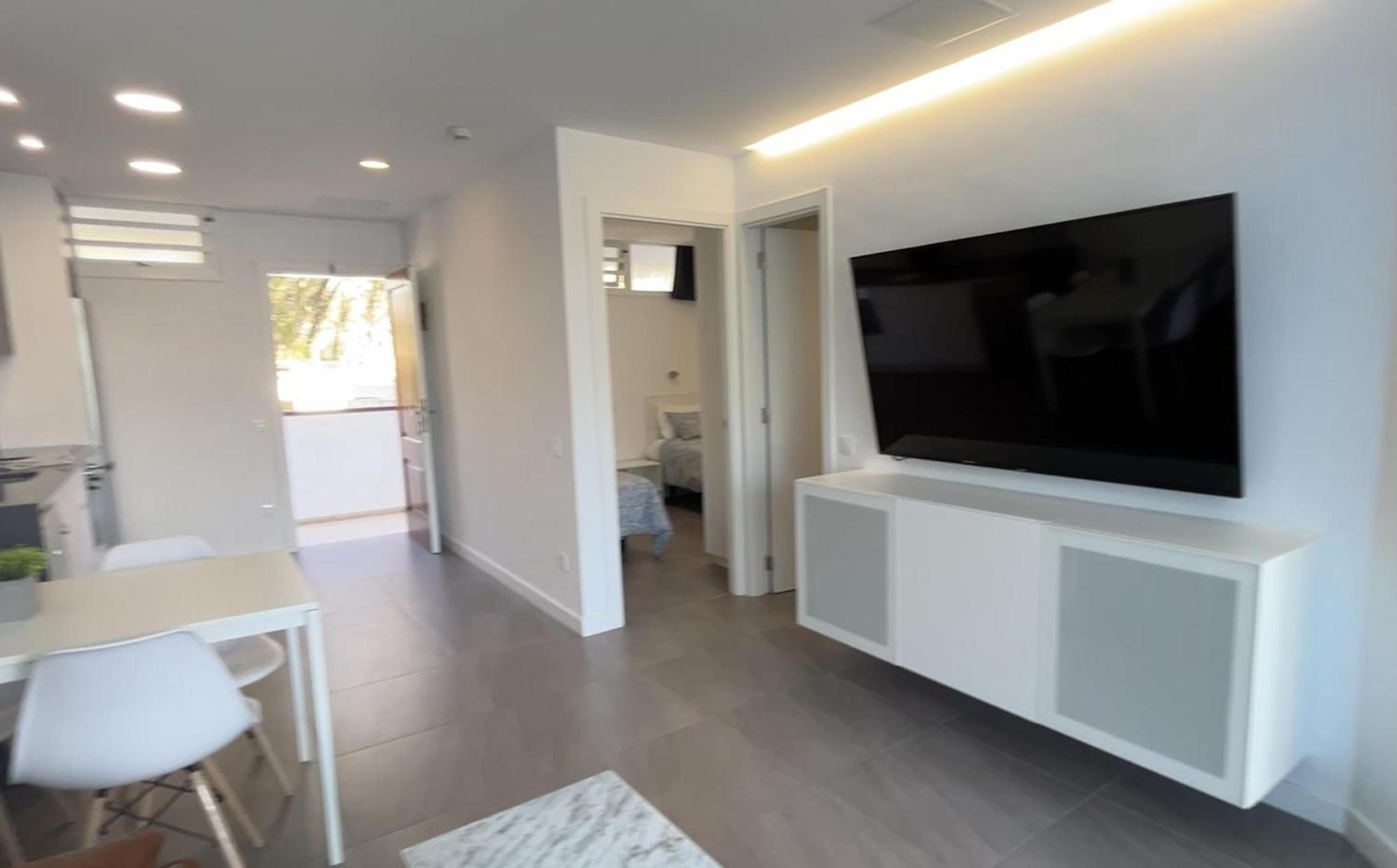 Renovated By The And Yumbo Centre Apartment Maspalomas (Gran Canaria)