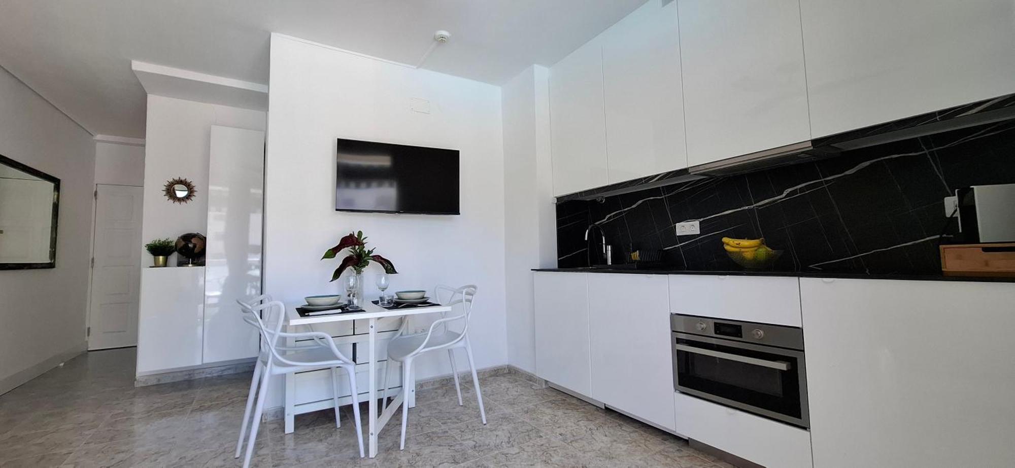 Golden Solymar Apartment