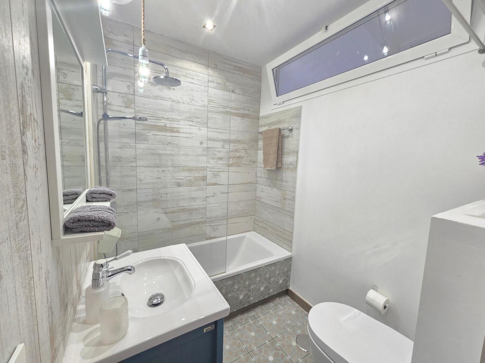 Oasis House Case de vacanță *