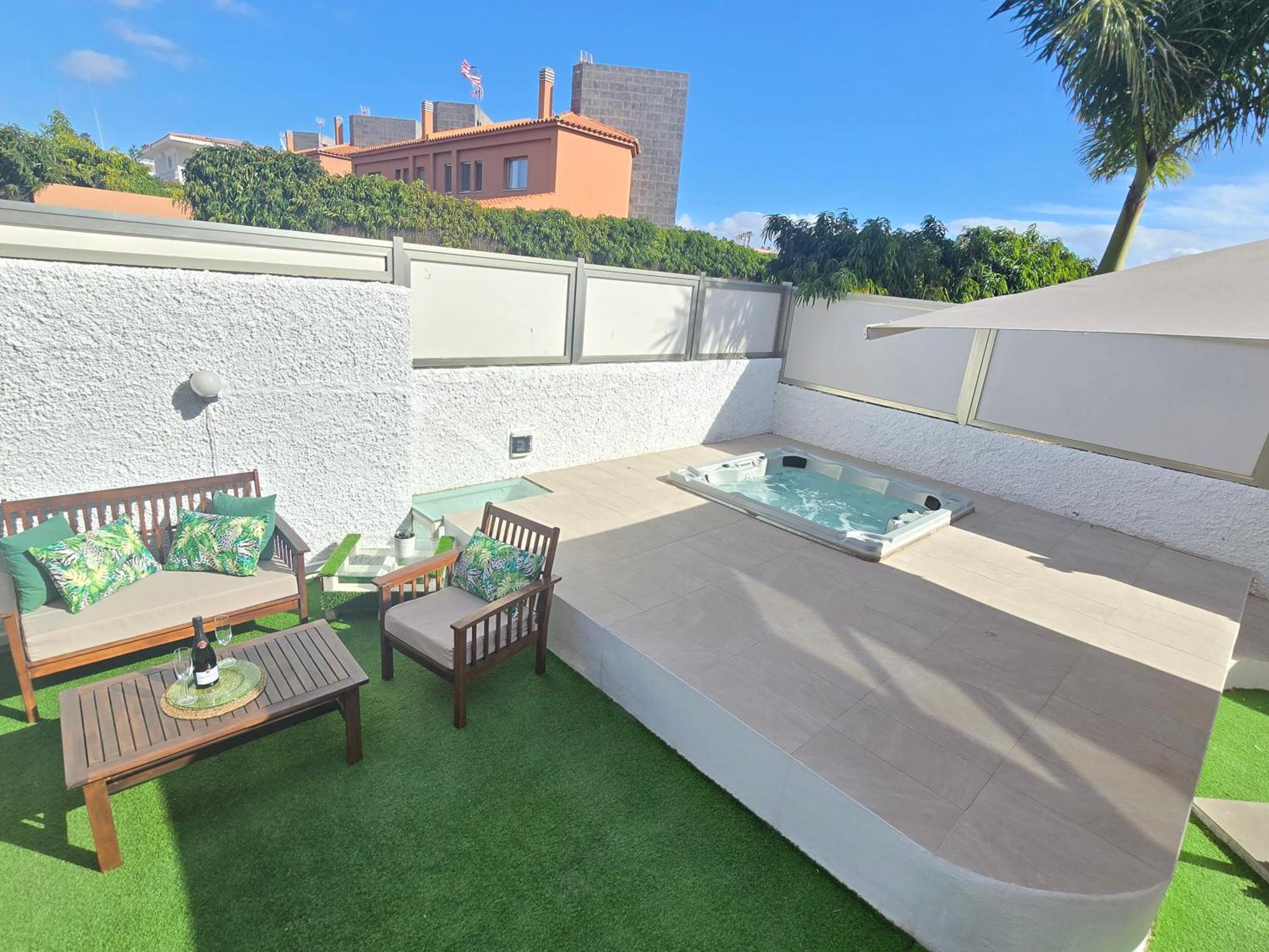Oasis House Case de vacanță Maspalomas (Gran Canaria)