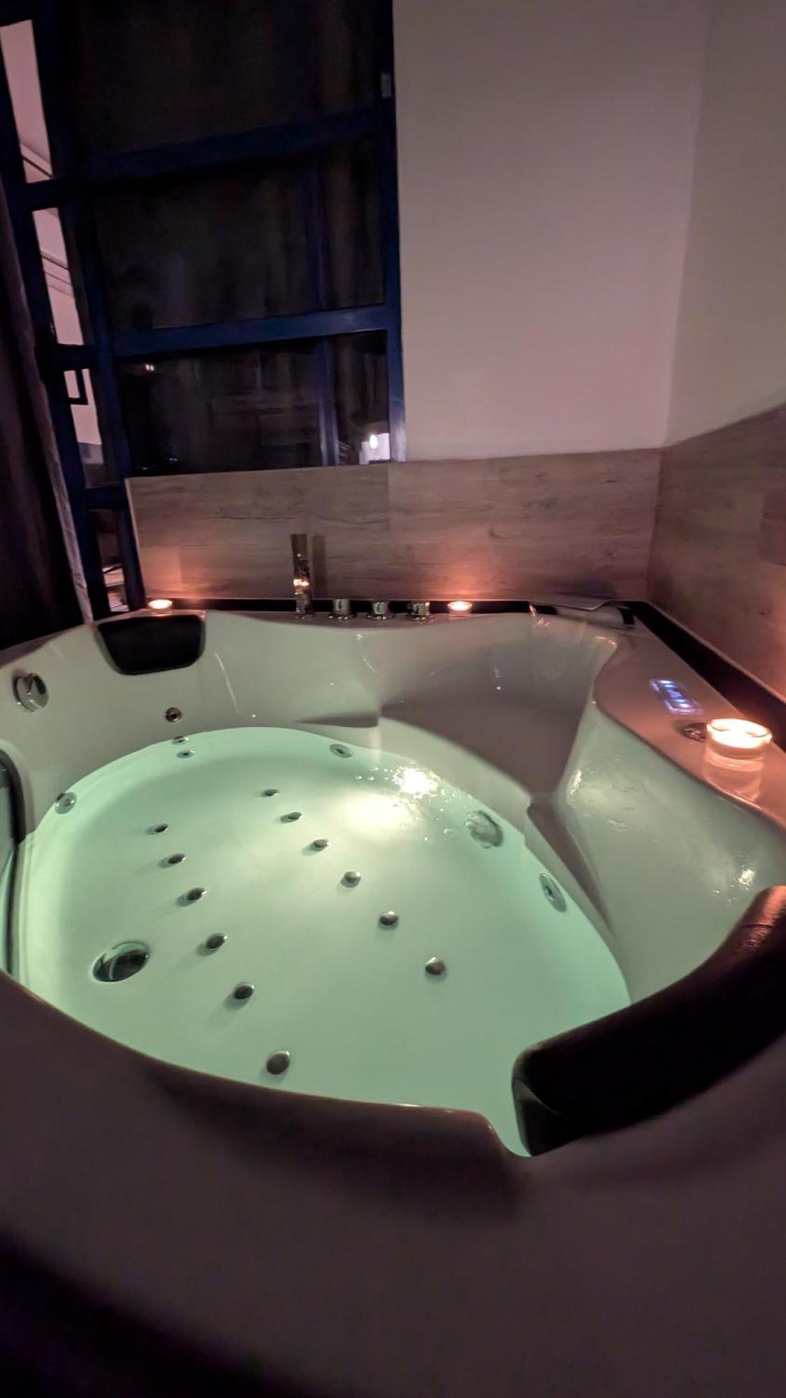 Ferienhaus Cosy With Terrace & Jacuzzi Maspalomas (Gran Canaria)